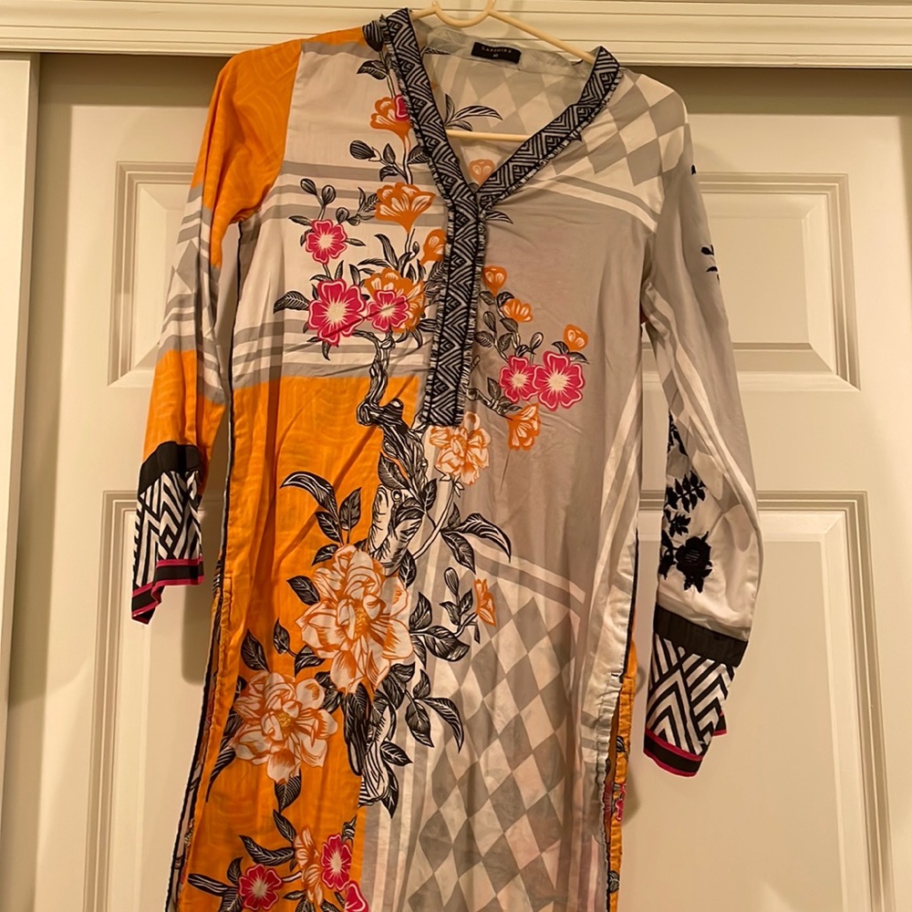 Sapphire size xs kurta